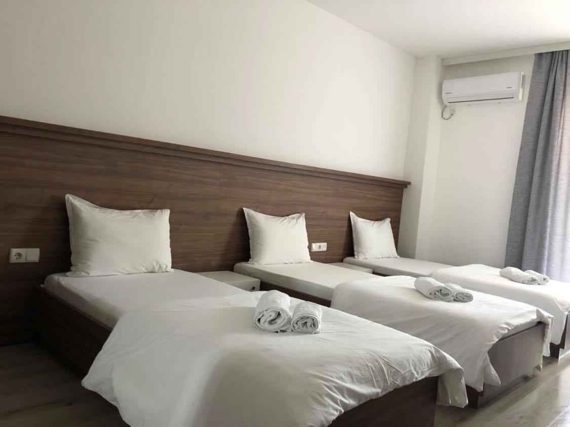 Hotel Dardani Titova Mitrovica Екстериор снимка